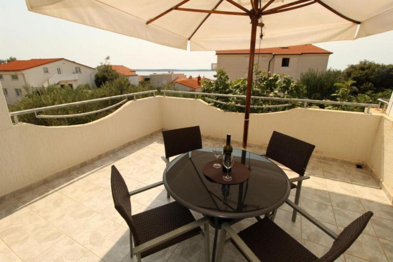 מאנדרה Apartments Besedic מראה חיצוני תמונה