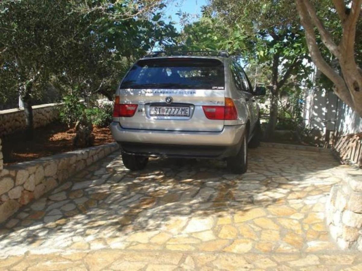 מאנדרה Apartments Besedic מראה חיצוני תמונה